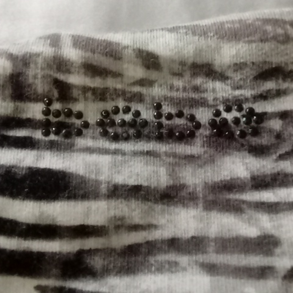 Clothes - Picture 2 of 3